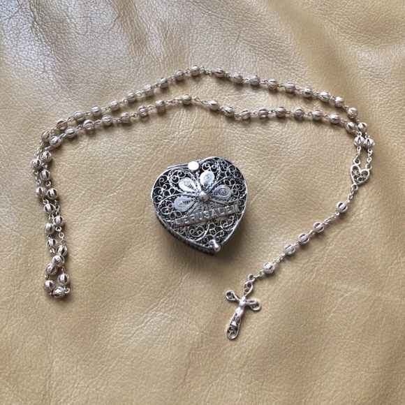 RARE Jerusalem Vintage 800 Silver Heart Box With Rosary Inside - Picture 6 of 16